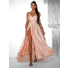 Světle růžové dlouhé lesklé šaty PERFECTLY s výstřihem