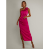 Tmavě růžové asymetrické saténové šaty ROULES