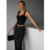 Černý top TARLYA  s výstřihem