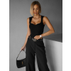 Černý top TARLYA  s výstřihem