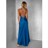 Petrolejové dlouhé saténové šaty UNUTA s odhalenými zády