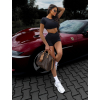 Černé sportovní crop krátké tričko LOUTEKY