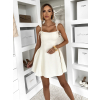 Bílé krátké áčkové vypasované šaty GOBLE