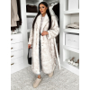 Bílý dlouhý faux fur kožešinový kabát SERALYN s páskem a límcem