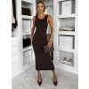 Tmavě hnědé přiléhavé midi šaty TREVY s rozparkem