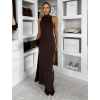 Tmavě hnědé přiléhavé dlouhé šaty DRYNA s rozparkem