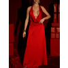 Červené saténové dlouhé šaty FANDARI s výstřihem