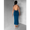 Petrolejové přiléhavé midi šaty TREVY s holými zády