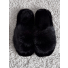 Černé huňaté pantofle PUFFY