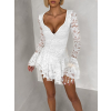 Bílé krajkované krátké šaty ZENITH s volánky