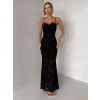 Černé dlouhé společenské šaty AVENZIA na ramínka