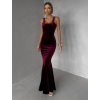 Vínové sametové společenské šaty UMERY