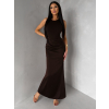 Tmavě hnědé elegantní saténové šaty VELMORO s body