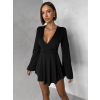 Černé elegantní mini šaty STREGH s dlouhým rukávem