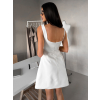 Bílé elegantní vypasované krátké šaty NATIVE