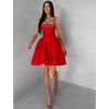 Červené krátké vypasované áčkové šaty MIRELYS s kamínky
