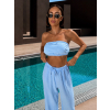 Světle modrý mušelínový letní crop top BALEEN pás přes prsa