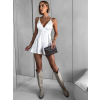 Bílý elegantní overal COANLY se zavazováním na zádech