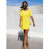 Žluté jednoduché šaty CAINEN s menší kabelkou