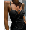 Černý elegantní top BETSYSE s průstřihem