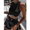 Černý elegantní crop top POMPENE se stříbrným detailem